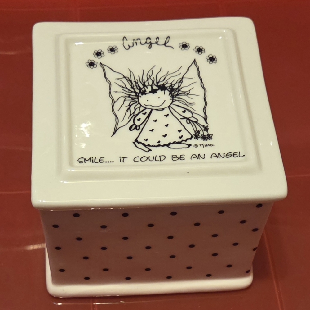 Small Ceramic Angel Lidded Trinket or Jewelry Box “Smile… it Could be an Angel”